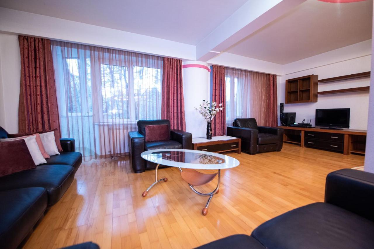 Cozy Apartment In スチャヴァ エクステリア 写真
